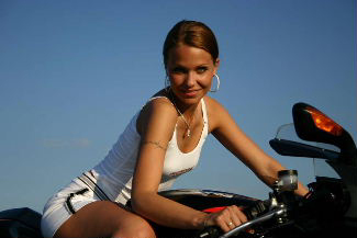Aprilia babes motor girls 