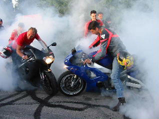 Aprilia babes motor girls 