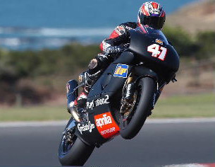 Aprilia babes motor girls 