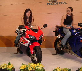 Honda CBR 1000 RR 748