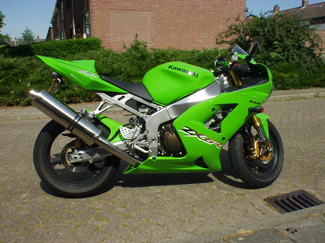 Kawasaki-ZX6R-nice-pics