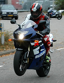 Suzuki GSXR 600 babes motor girls 